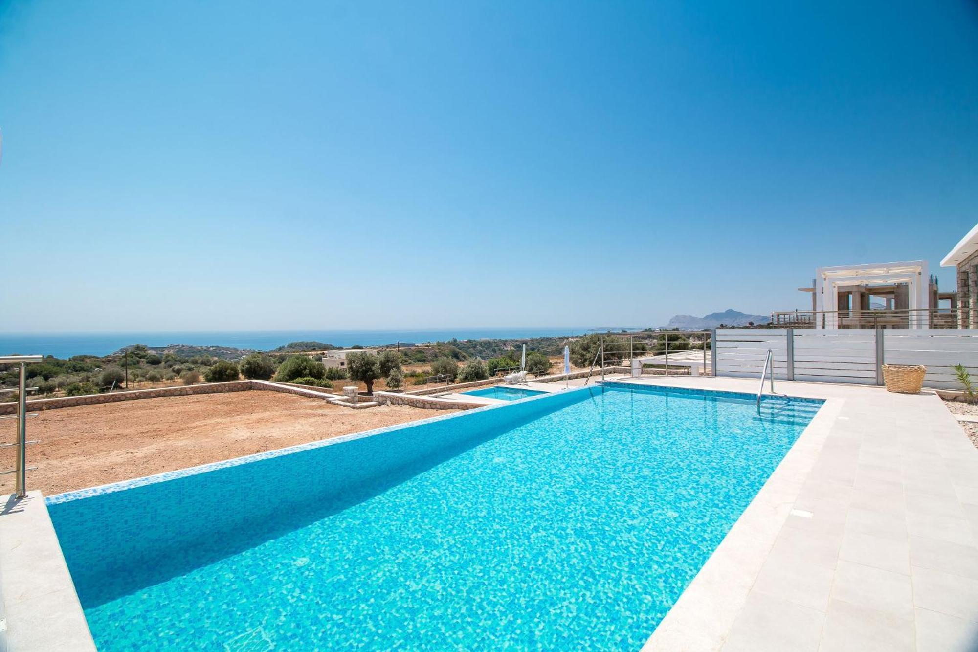 Francis & Gregorys Luxury Villas Afantou Exterior foto